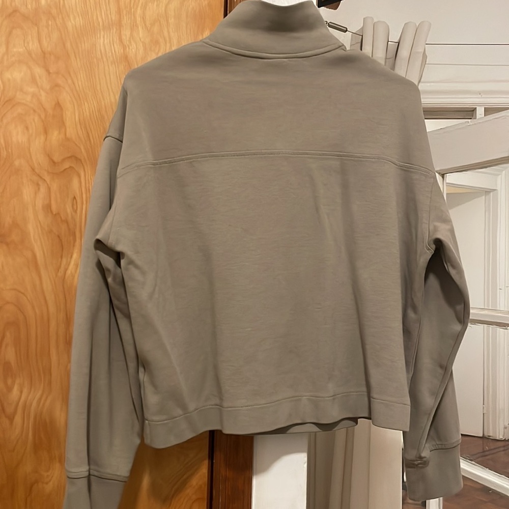 H&M Half Zip Sweatshirt - Picture 4 of 9